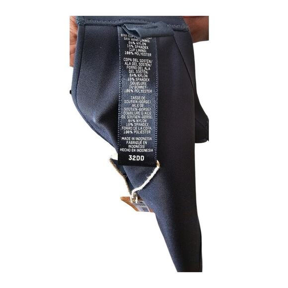 New with Tags Skims Ultimate Collection Push Up Plunge Bra Onyx/Black 32DD - Picture 8 of 9